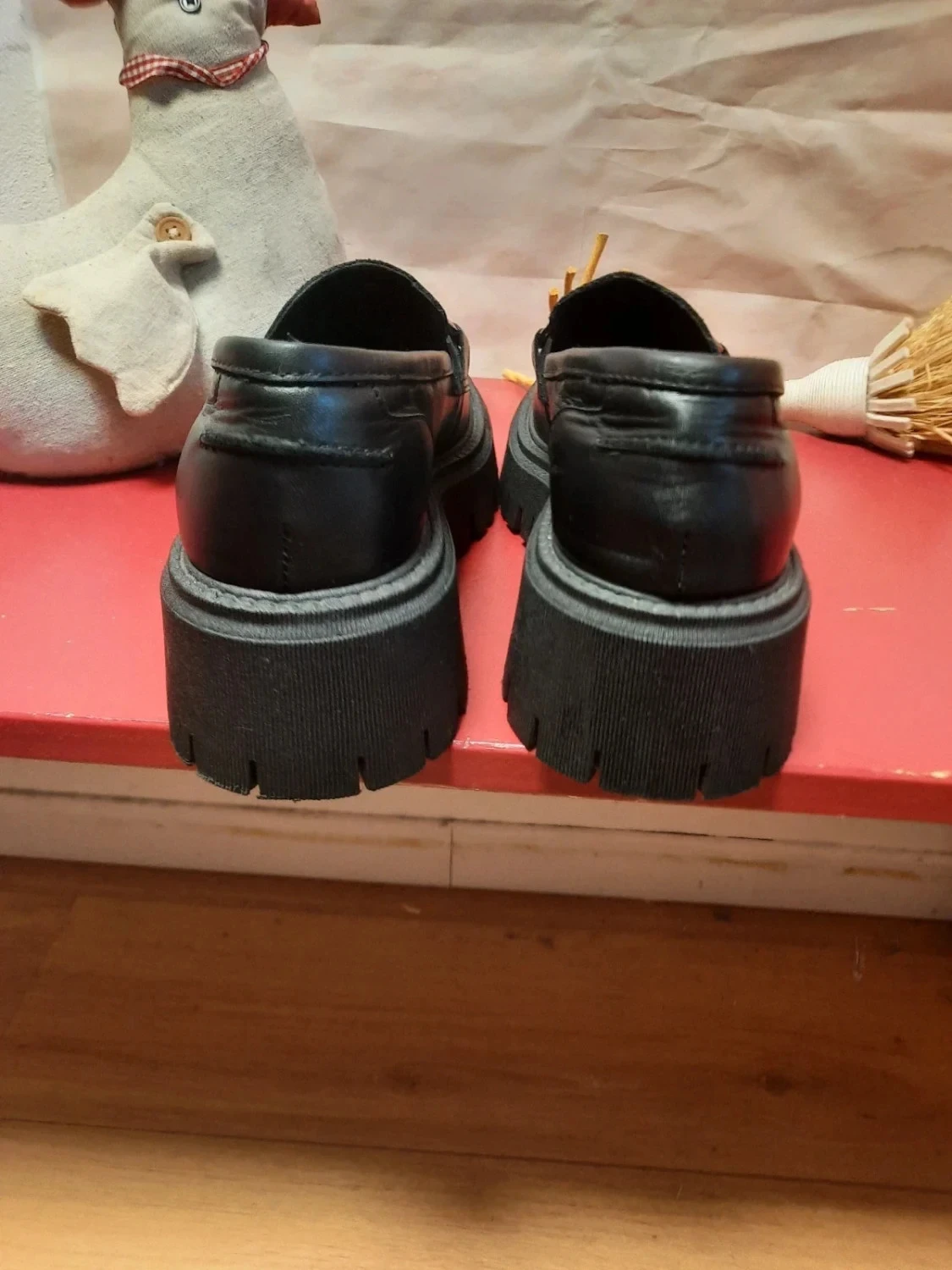 🙏 Leather shoes, women 37. Sinéquanone. – photo 7
